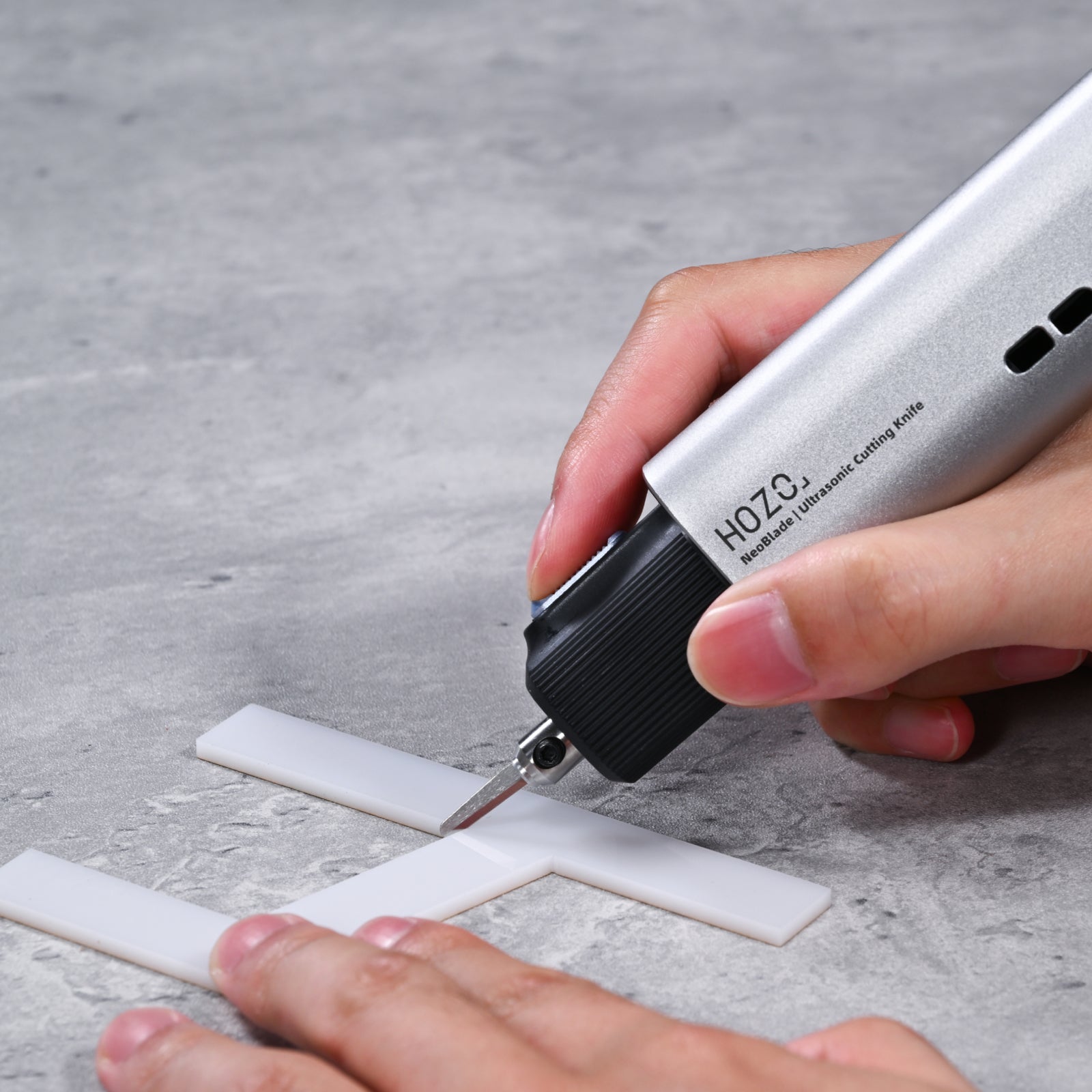 Long Blade With Safety Dispenser